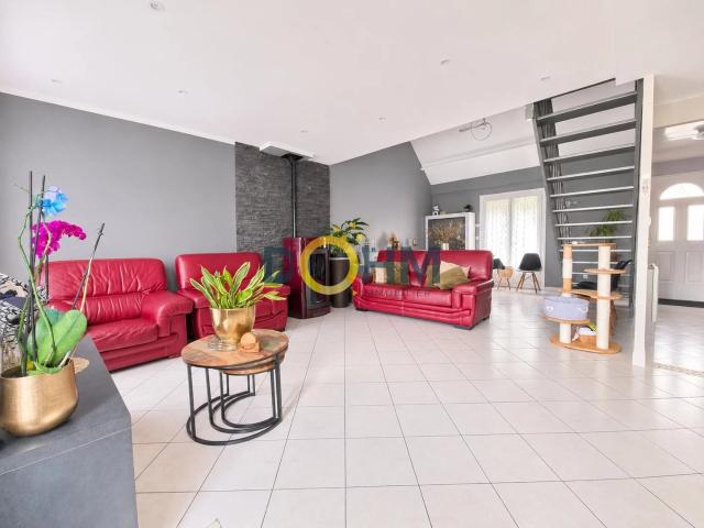 Maison individuelle semi plain pied