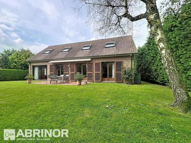 Maison individuelle semi plain pied jardin exposé plein sud double garage secteur prisé HAUT DE MONS EN BAROEUL