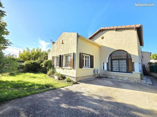 Maison individuelle T5 de 124 m² habitables sur 450 m² de terrain