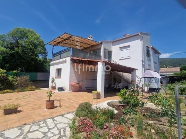 Maison individuelle T6 avec garage et terrain