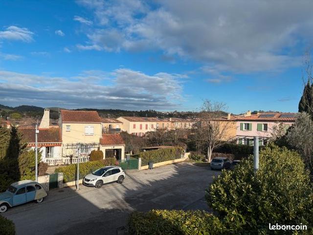 Maison individuelle T6 avec garage en zone pavillonnaire