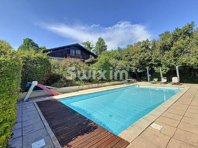 Maison individuelle T7 de 197m2 sur terrain de 1'215m2!
