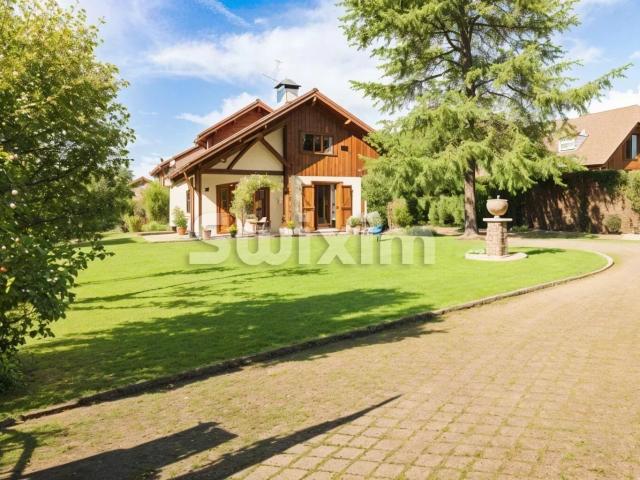 Maison individuelle T7 de 191m2 162m2 HT sur terrain de 940m2