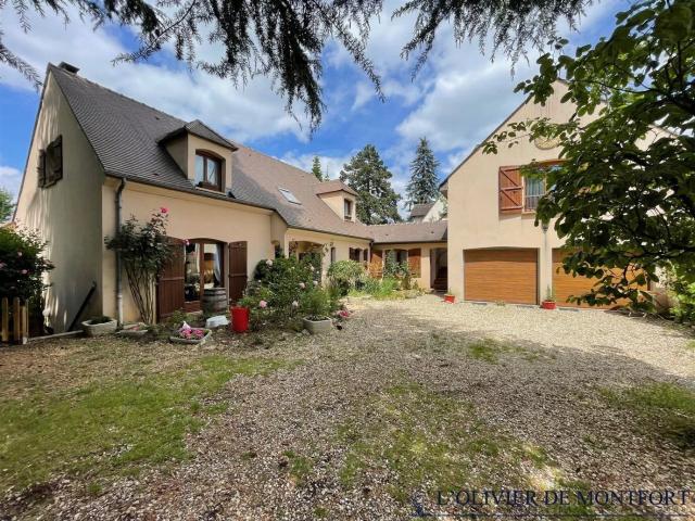 Maison individuelle Thoiry 6 pièce s 197 m²