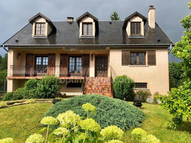 Maison individuelle – Vie de plain pied – 5 chambres possibles – Sous sol complet – Terrain clos de 1 000 m² – Mouzon proche Belgique