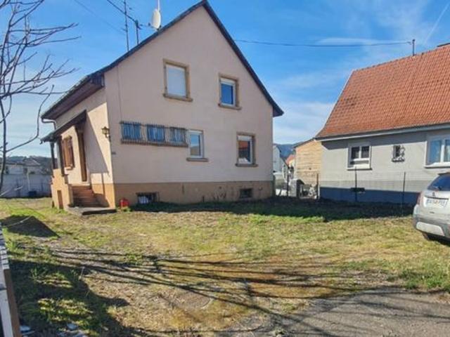 Maison individuelle 140 m² avec fort potentiel sur 7,5 ares – Vente directe par notaire