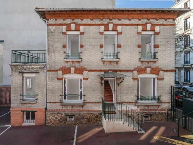 Maison Individuelle 141 m2 Suresnes Centre Josephine Baker