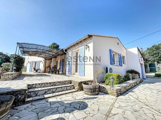 Maison individuelle 184 m² avec jardin et piscine 62m² Sérignan Du Comtat