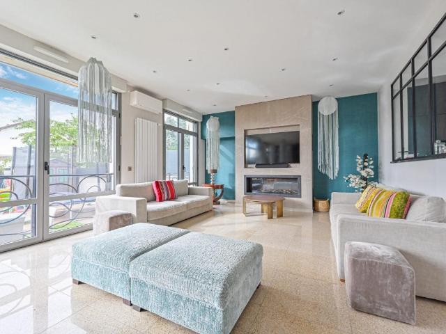 Maison Individuelle 276m² Bonneuil Sur Marne