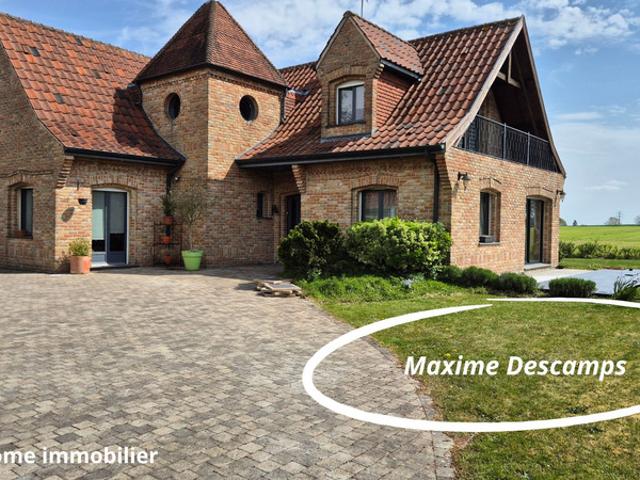 Maison individuelle 208m2 hab vue champs sur parcelle de 1100m2