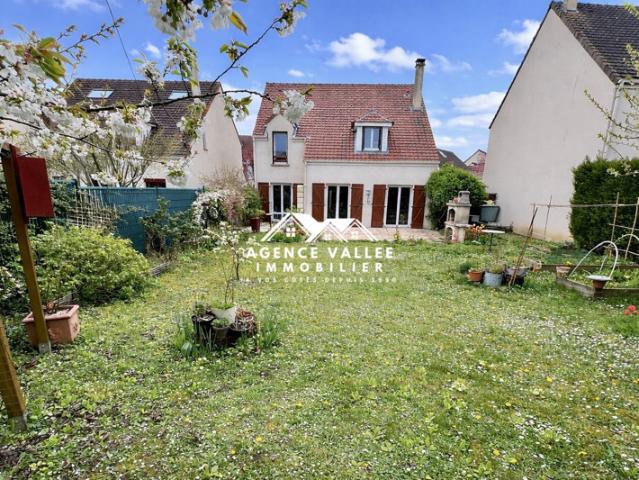 Maison individuelle 4 chambres possible 5 terrain 367m²