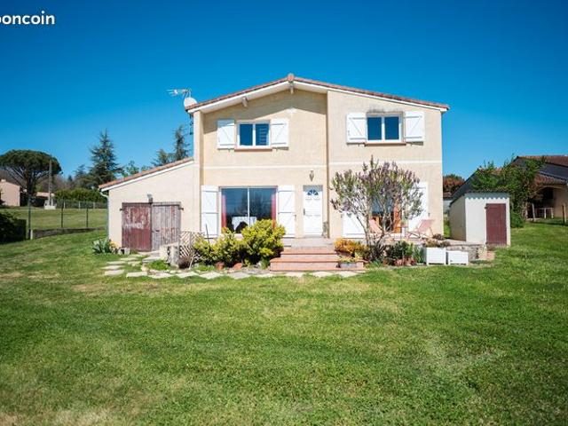 Maison individuelle 4 pièces 93 m² sur 3000 m² au calme GRAULHET