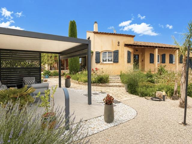maison individuelle 5 pièces avec dépendance 195m2