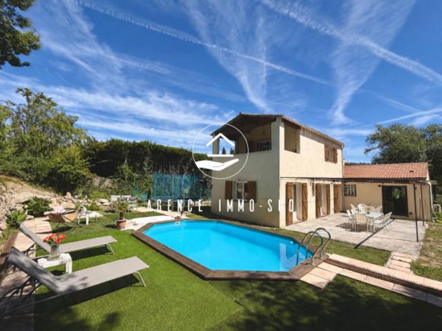 Maison individuelle 5 pièces de 131 m2 Terrain de 1 176m2