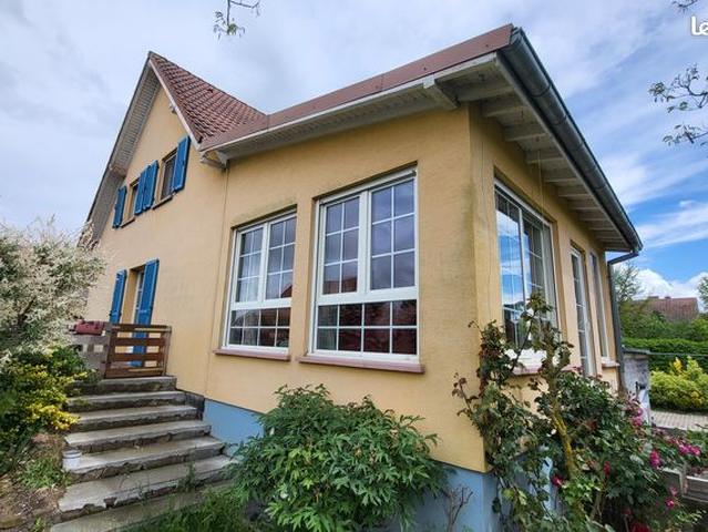 Maison individuelle 7 pièces 4 chambres de 145m² sur sous sol et terrain de 5,70ares