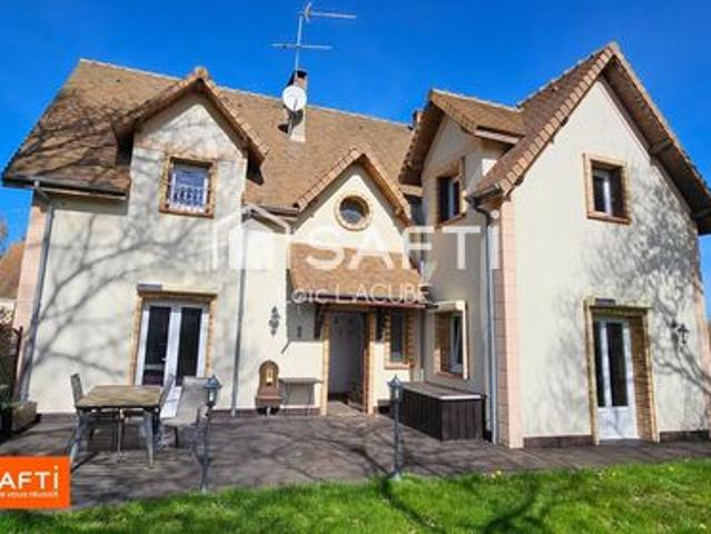Maison individuelle 7 pièces 5 chambres+ sous sol total aménagé
