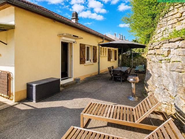 Maison individuelle 85 m2 avec jardin à Longuyon