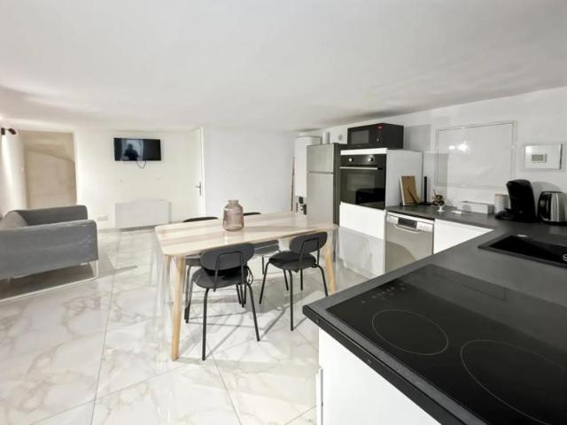 Maison rénovée 4 ch. au cœur de Béziers