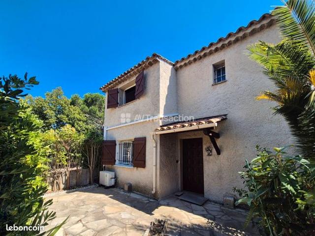 Maison idéale pour un premier achat
