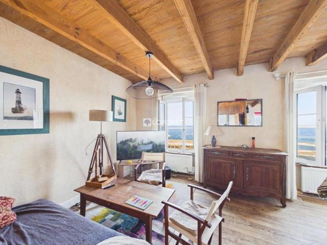 Maison Ile De Sein 6 pièce s 69.78 m2, vue mer!
