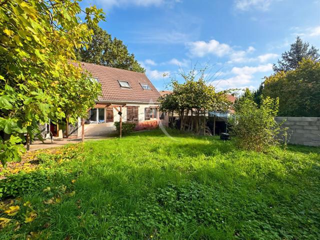 Maison Jouy Le Moutier 8 pièce s