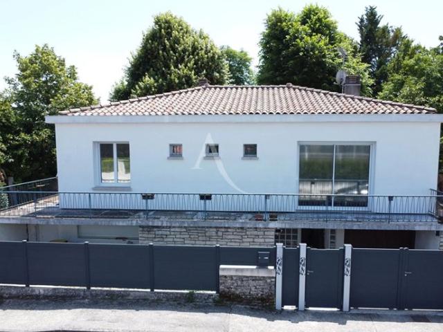 Maison Jonzac 7 pièce s 176 m2
