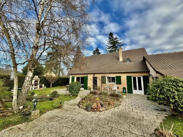 Maison Orphin 6 pièce s 160 m2