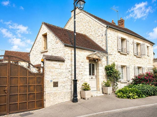 Maison Orry La Ville 8 pièces 275 m2