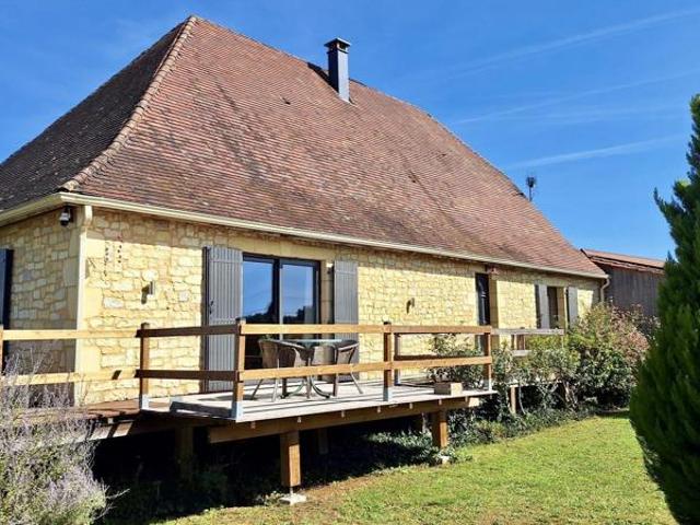 Maison ossature bois avec vaste séjour, suites, piscine et panne