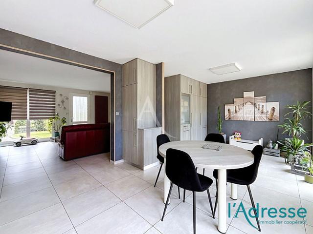 Maison L Huisserie 146m²