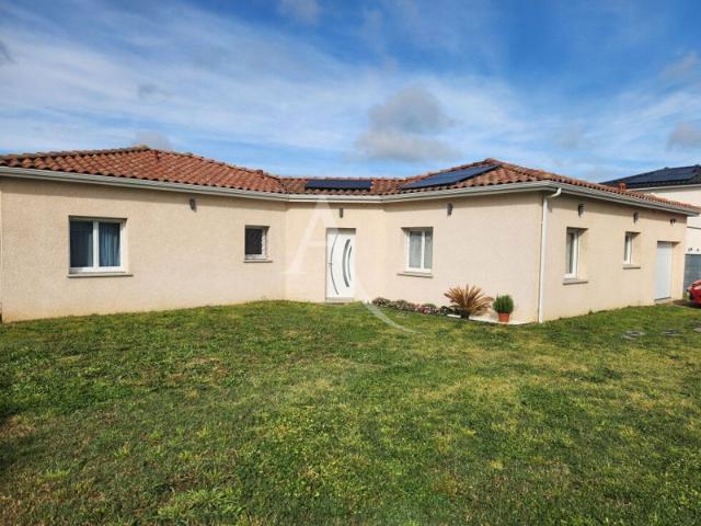 Maison L Isle Jourdain 4 pièce s 110 m2