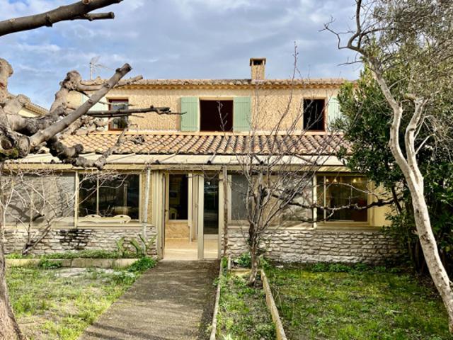 Maison L Isle Sur La Sorgue 4 pièce s 105 m2