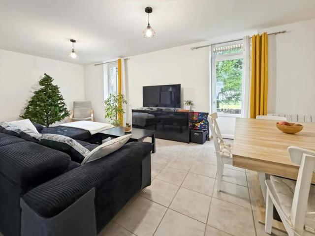 Maison louée de 100 m2 à Saint Clair de la Tour, proche de Lyon