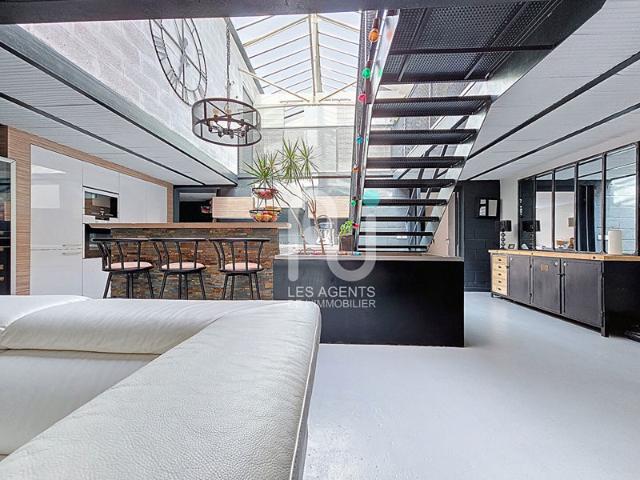 Maison loft Gennevilliers limite Asnières 6 pièce s 160 m2