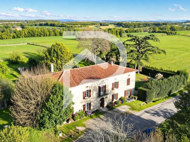Maison Lombers 8 pièces 313 m2