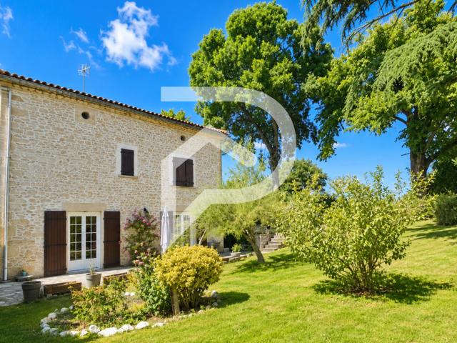 Maison Lombers 8 pièces 313 m2