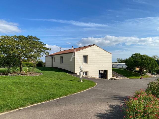 Maison Longeville Sur Mer 5 pièce s