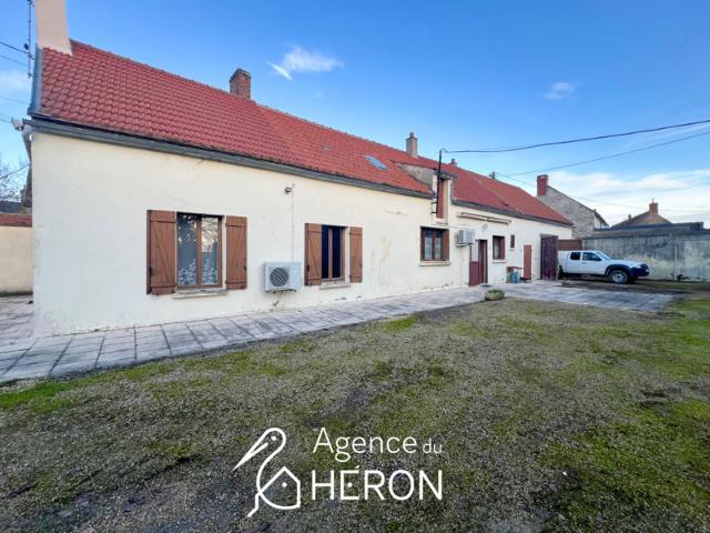 Maison longere 95m2 avec cour et dependances