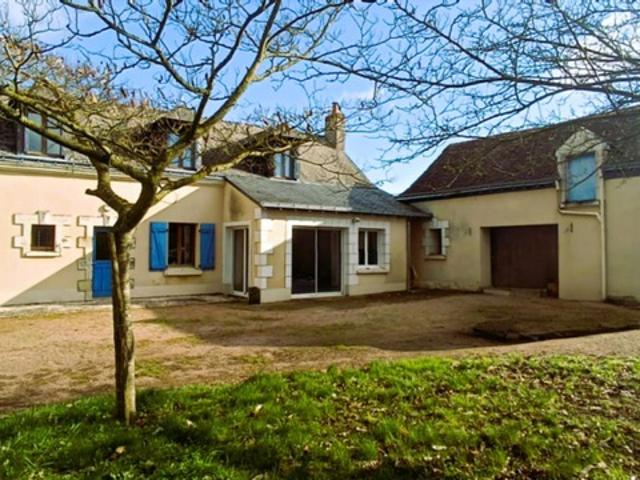 Maison longère à vendre 6 pièces VERNANTES 49