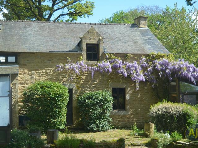 Longère et parc paysager Limerzel
