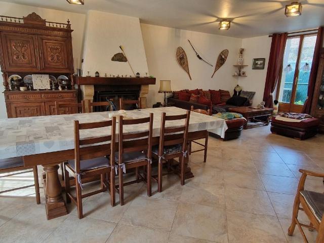 Maison À Vendre proche COULOMMIERS