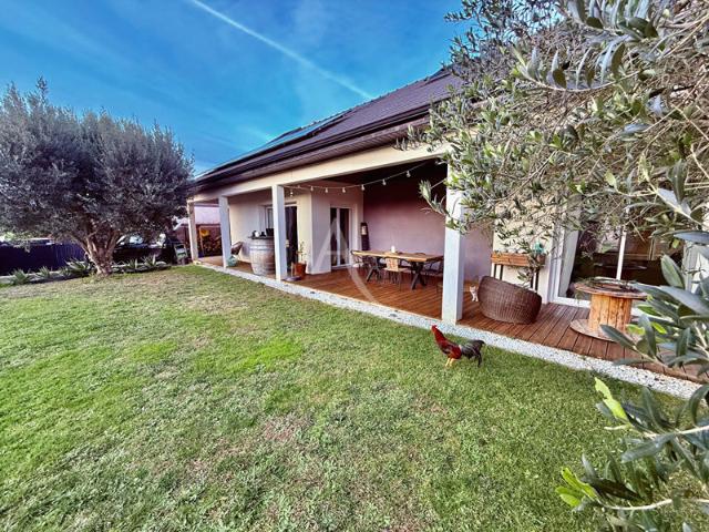 Maison Lons