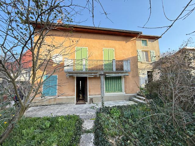 Maison Lons Nord / 178.82 m2 / 7 pièces / 4 chambres / garages