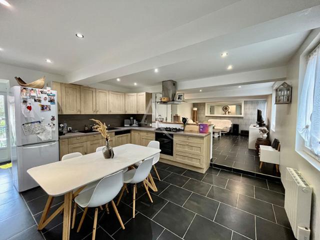Maison La Madelaine Sous Montreuil 4 pièce s 120 m2