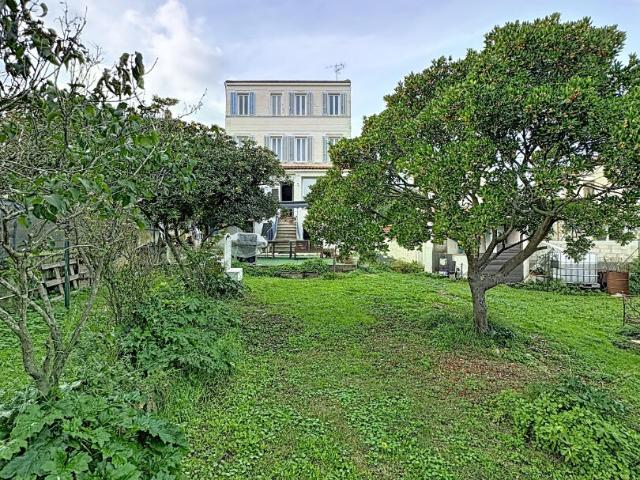 Maison La Seyne Sur Mer 8 pièce s