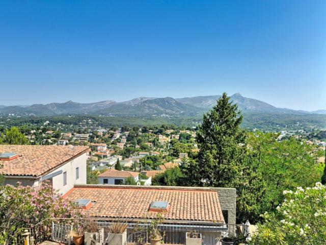 Maison La Penne Sur Huveaune 8 pièces 225m2 + 48m² à aménager