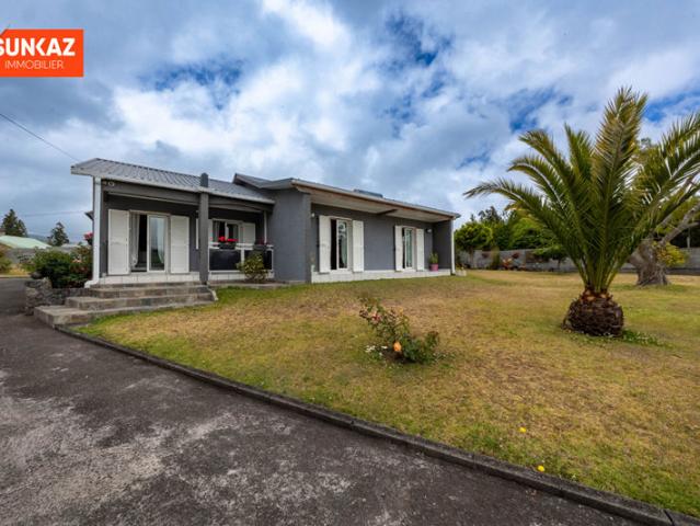 Maison La Plaine Des Cafres 6 pièce s 141.09 m2 sur terrain de 2000 m²
