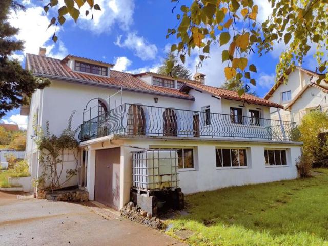 Maison La Roche Posay 7 pièce s 142 m2