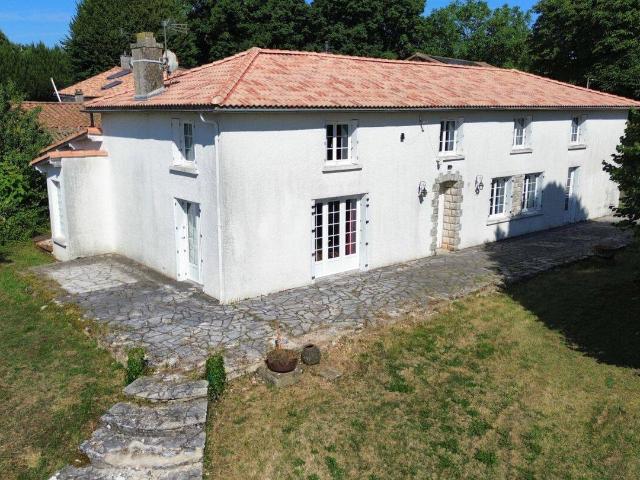 Maison La Ronze