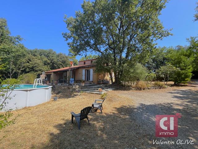 Maison La Roquebrussanne 5 pièces 144 m2 Piscine et Garage